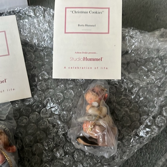Hummel ornaments - Picture 4 of 4